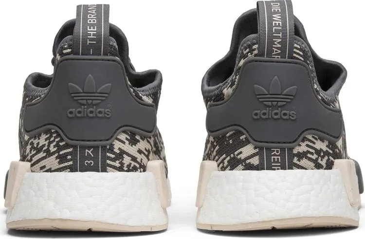 Adidas Foot Locker x NMD_R1 'Grey Four' sneakers, gray