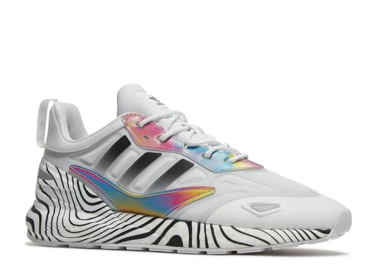 Adidas PATRICK MAHOMES X ZX 2K BOOST 'HYPNOTIC LINES' sneakers, white