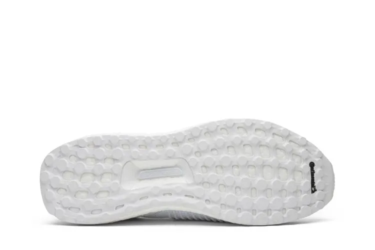 Adidas UltraBoost Laceless 'Triple White' sneakers, white