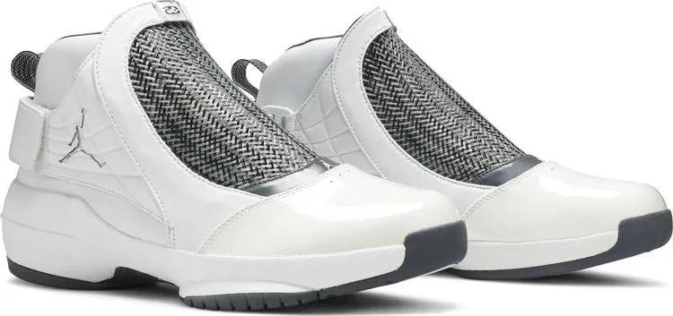 Air Jordan 19 OG Flint 2004 sneakers, white