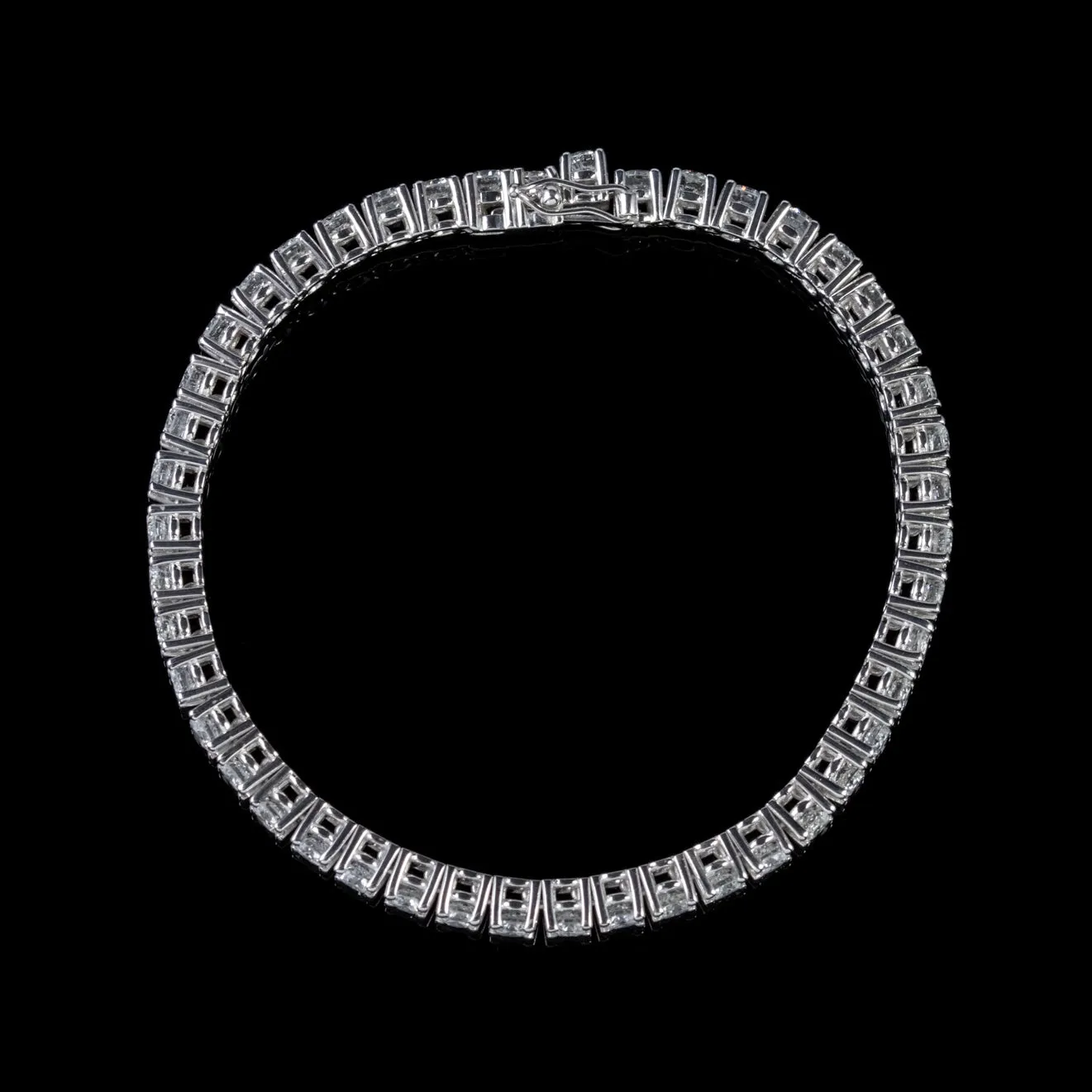 Art Deco Style Diamond Tennis Bracelet 7Ct Of Diamond 18Ct White Gold