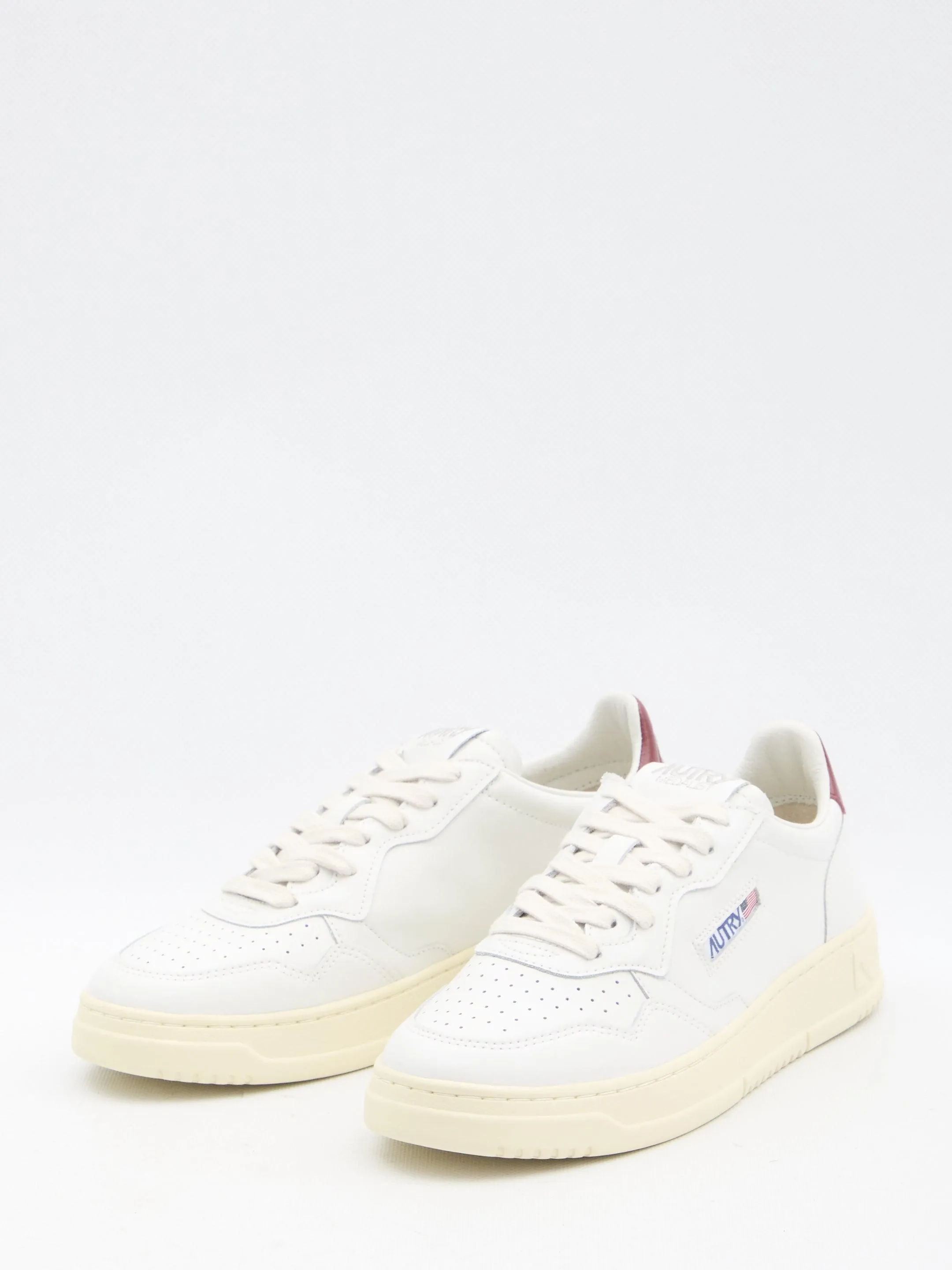 Autry Medalist Embossed Sneakers In White