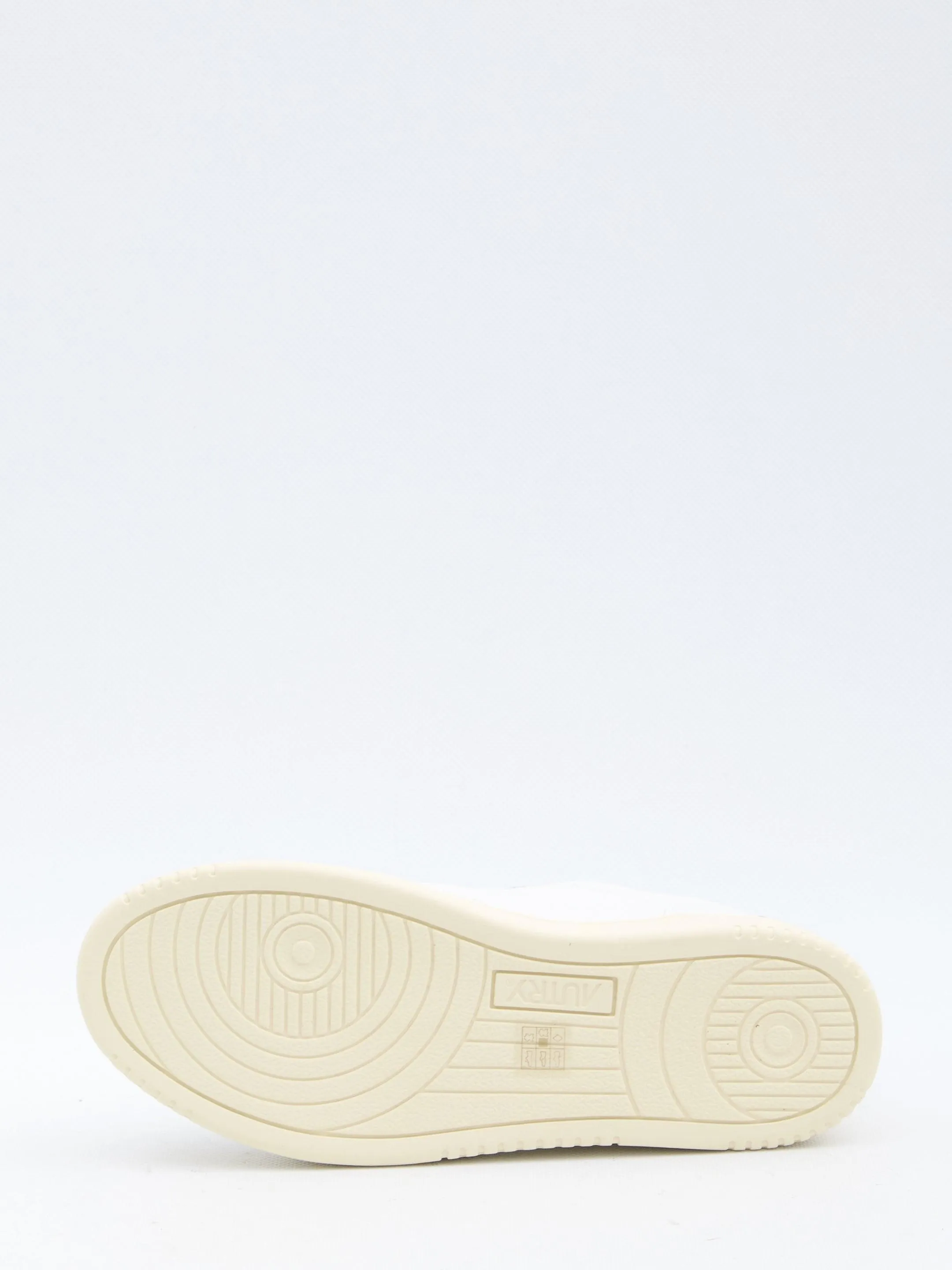 Autry Medalist Embossed Sneakers In White