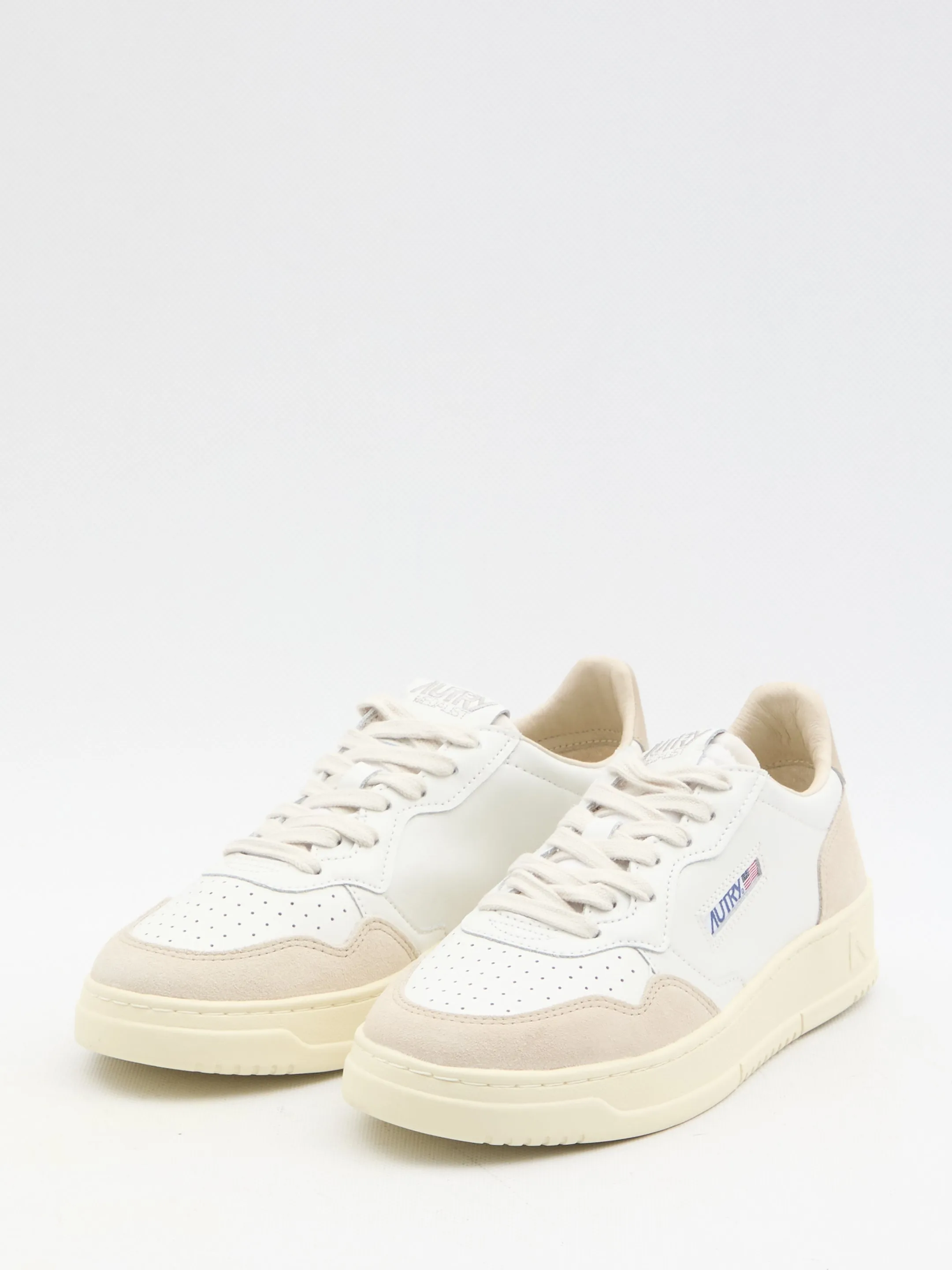 Autry Medalist Sneakers With White-Beige Detail