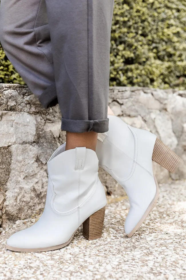 Jaylee White Rounded Toe Western Style Booties FINAL SALE