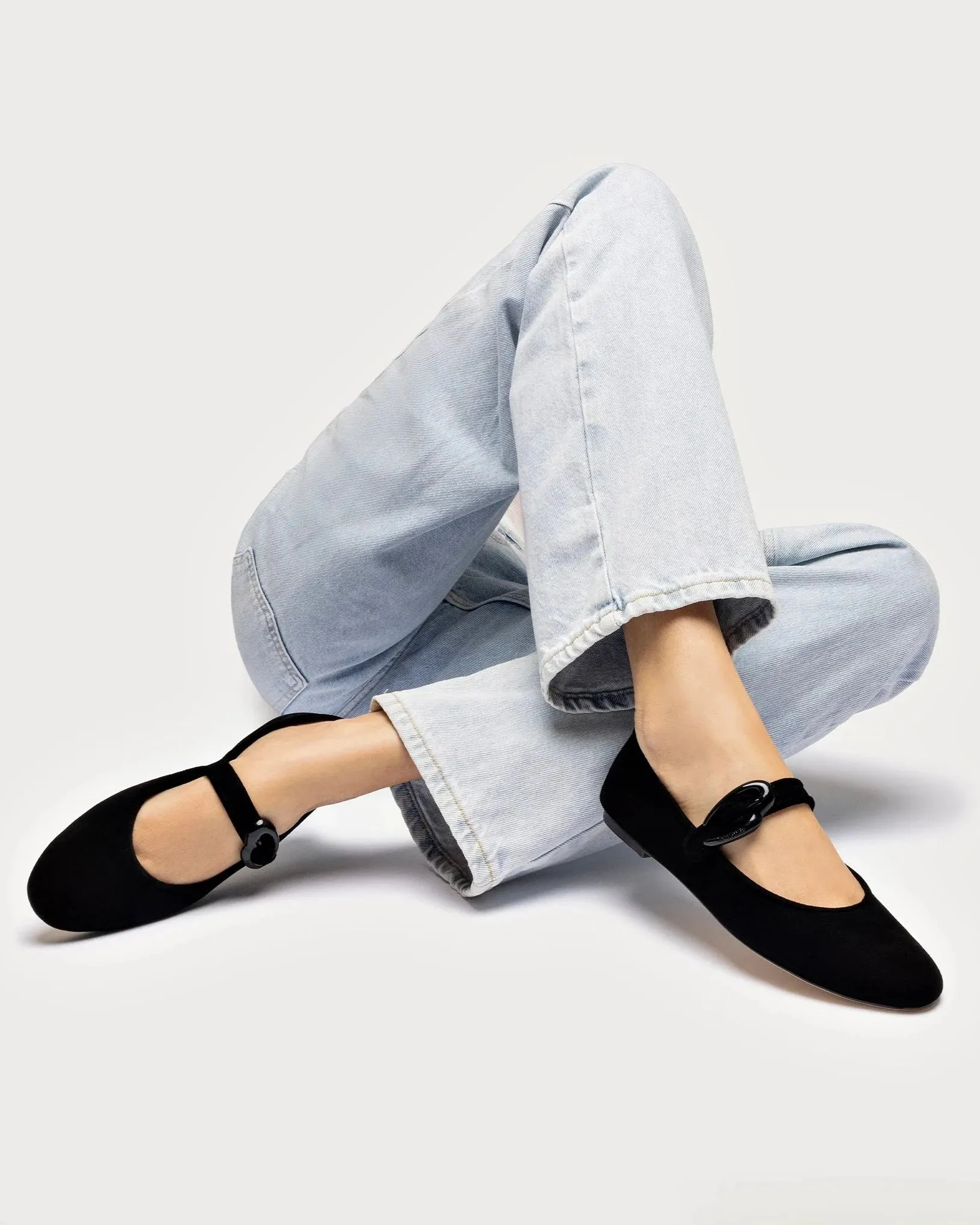 Larroude Verona Ballet Flat In Black Suede