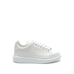 Larry Oversized Sneakers in White/White