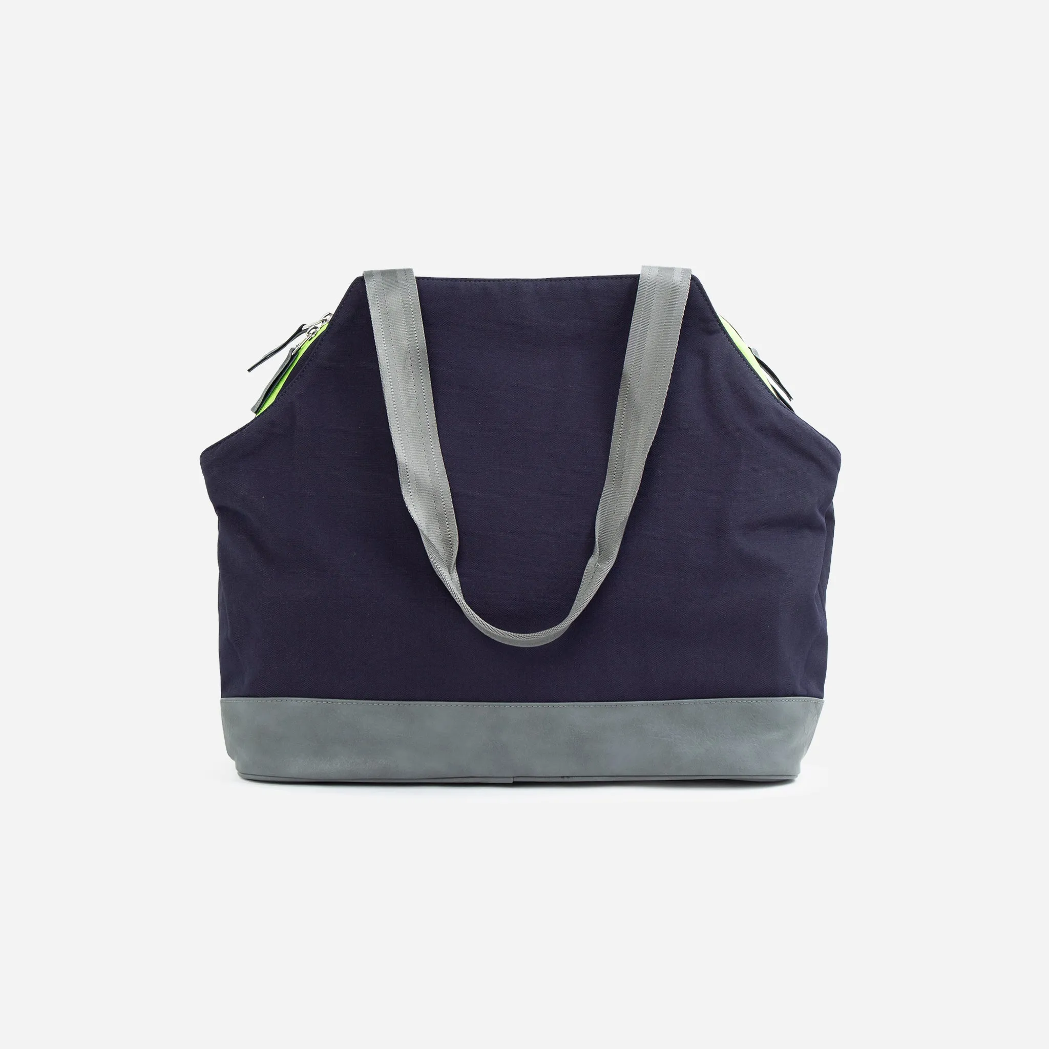 London Tennis Duffel / Tote