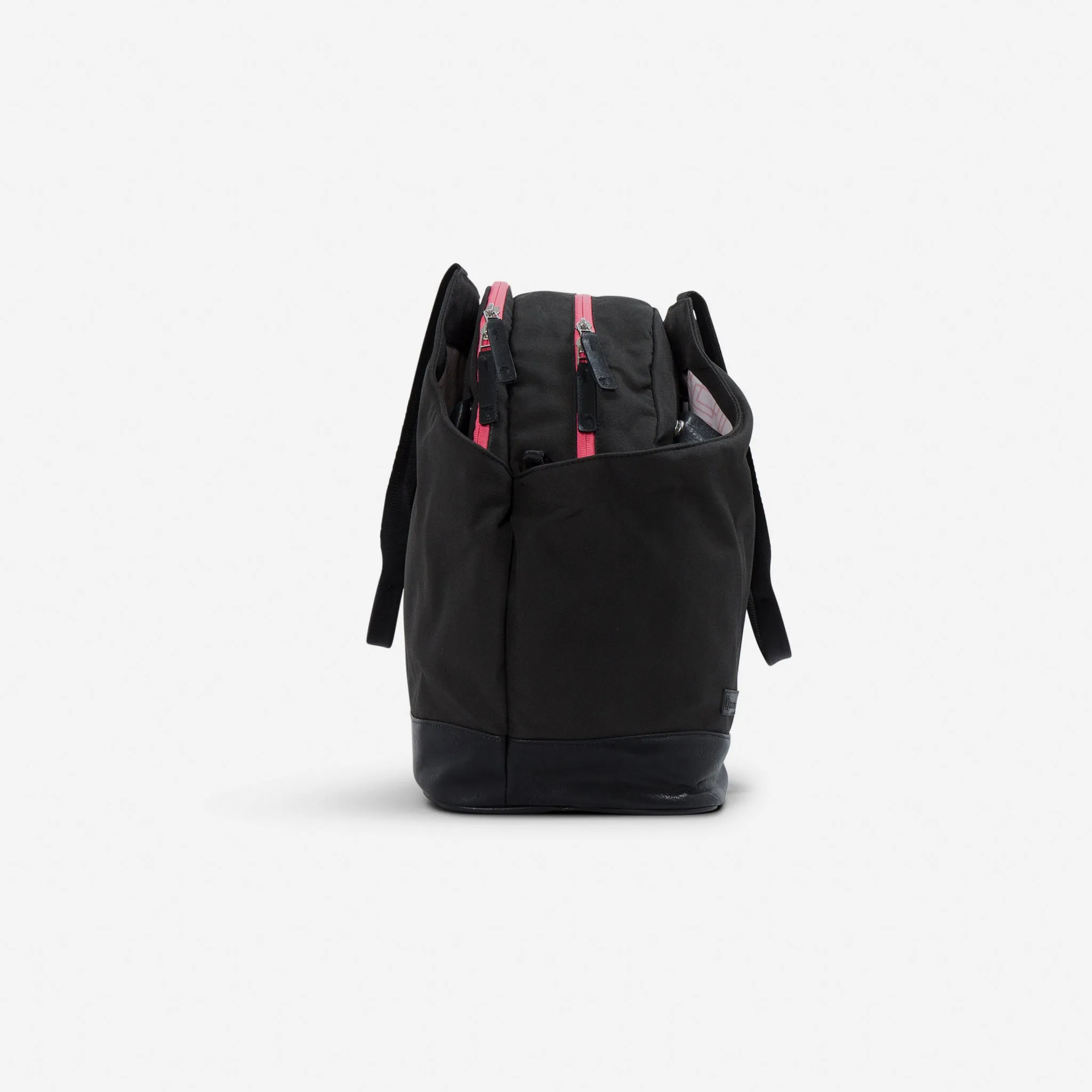 London Tennis Duffel / Tote