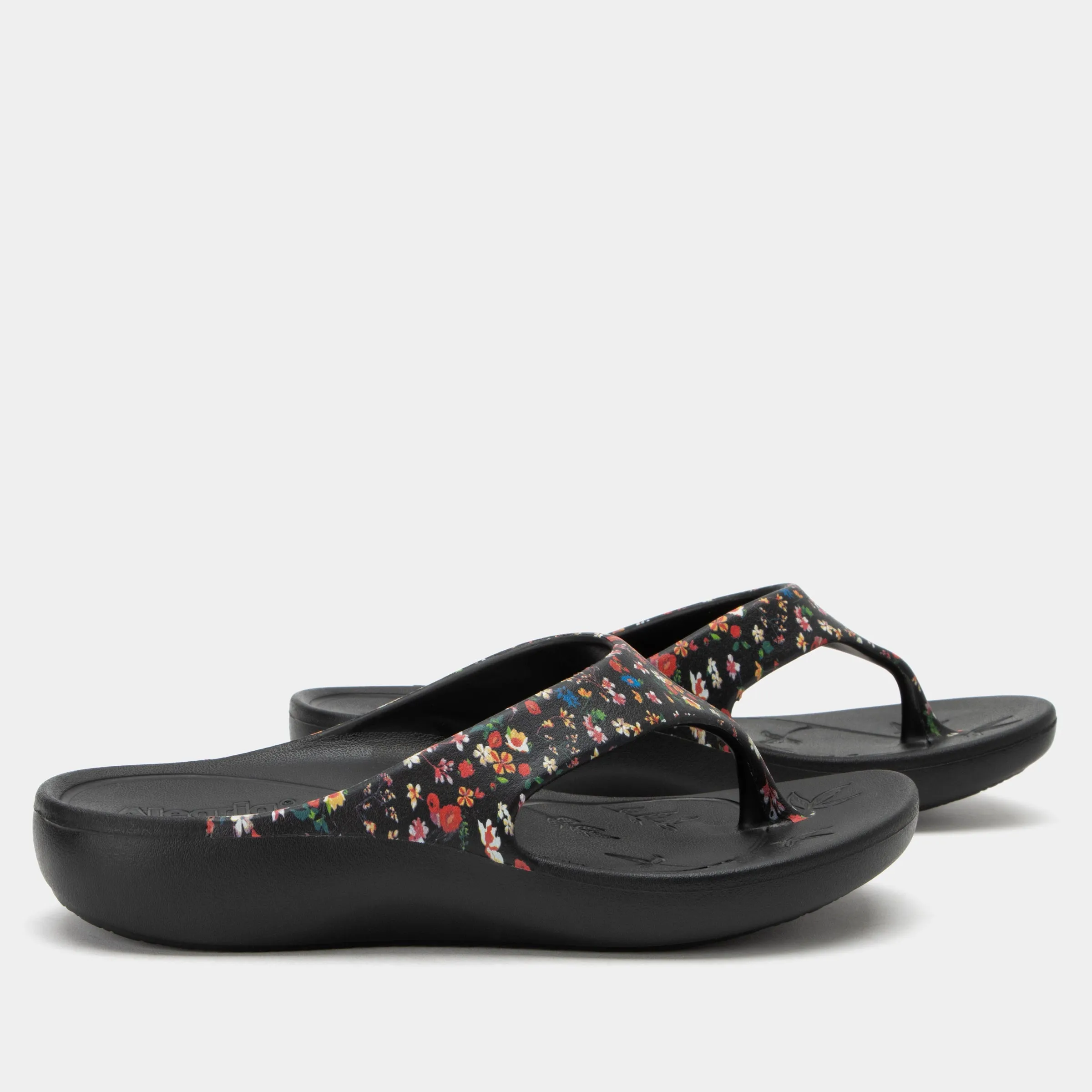 Ode Kindred Sandal