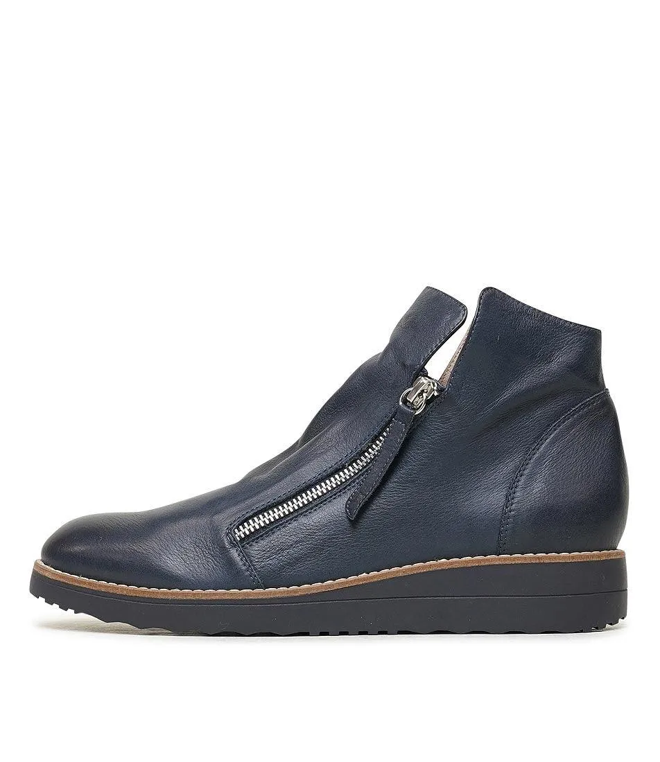 Ohmy Navy/ Navy Leather Ankle Boots