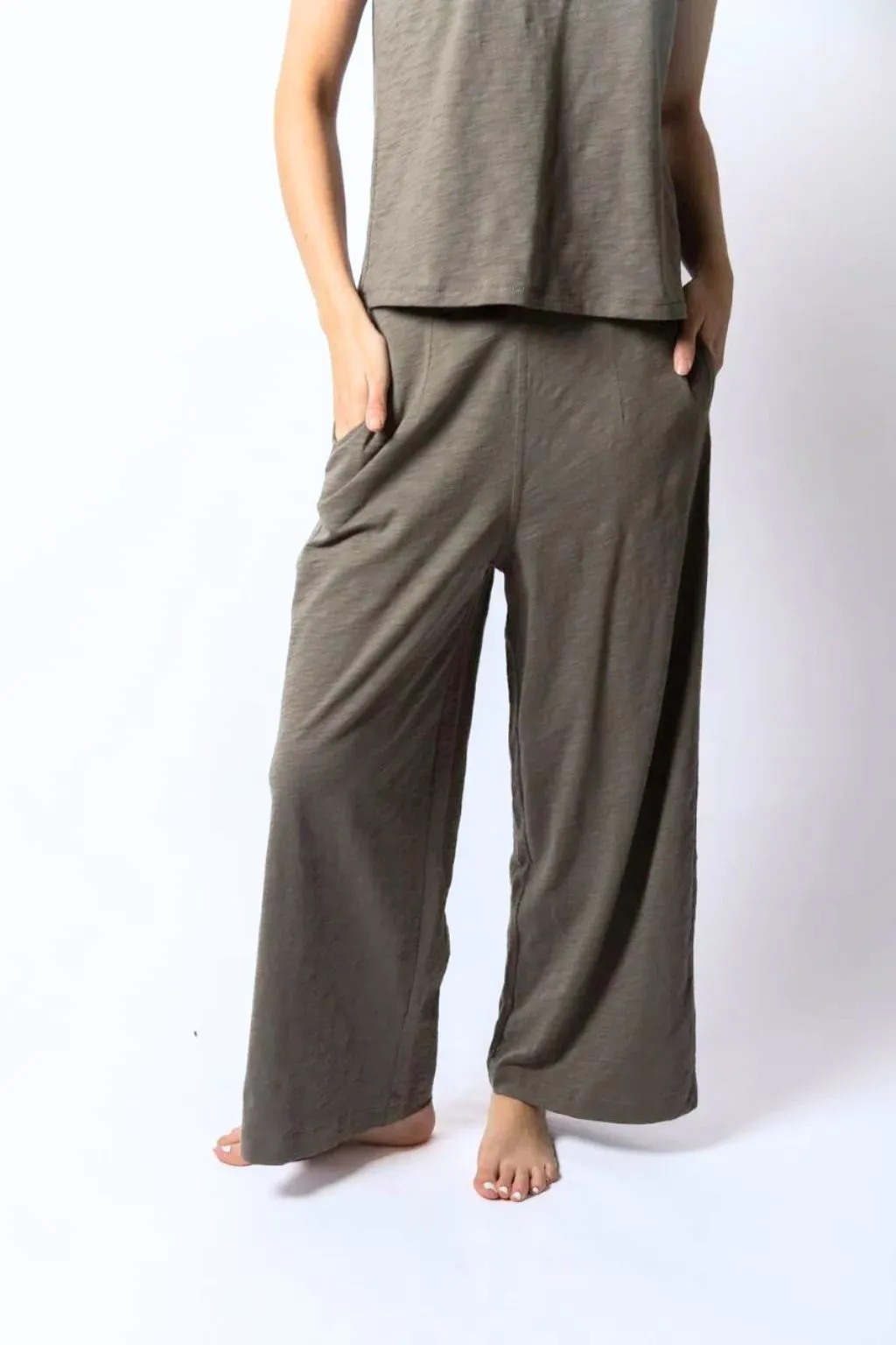 Poppy Wide-Leg Pant