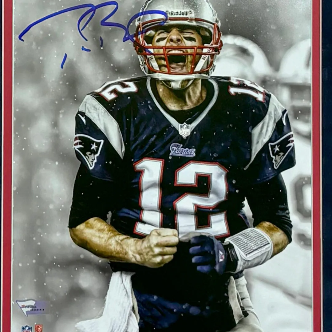 Tom Brady Hand Signed & Framed New England Patriots 8x10 Football Photo