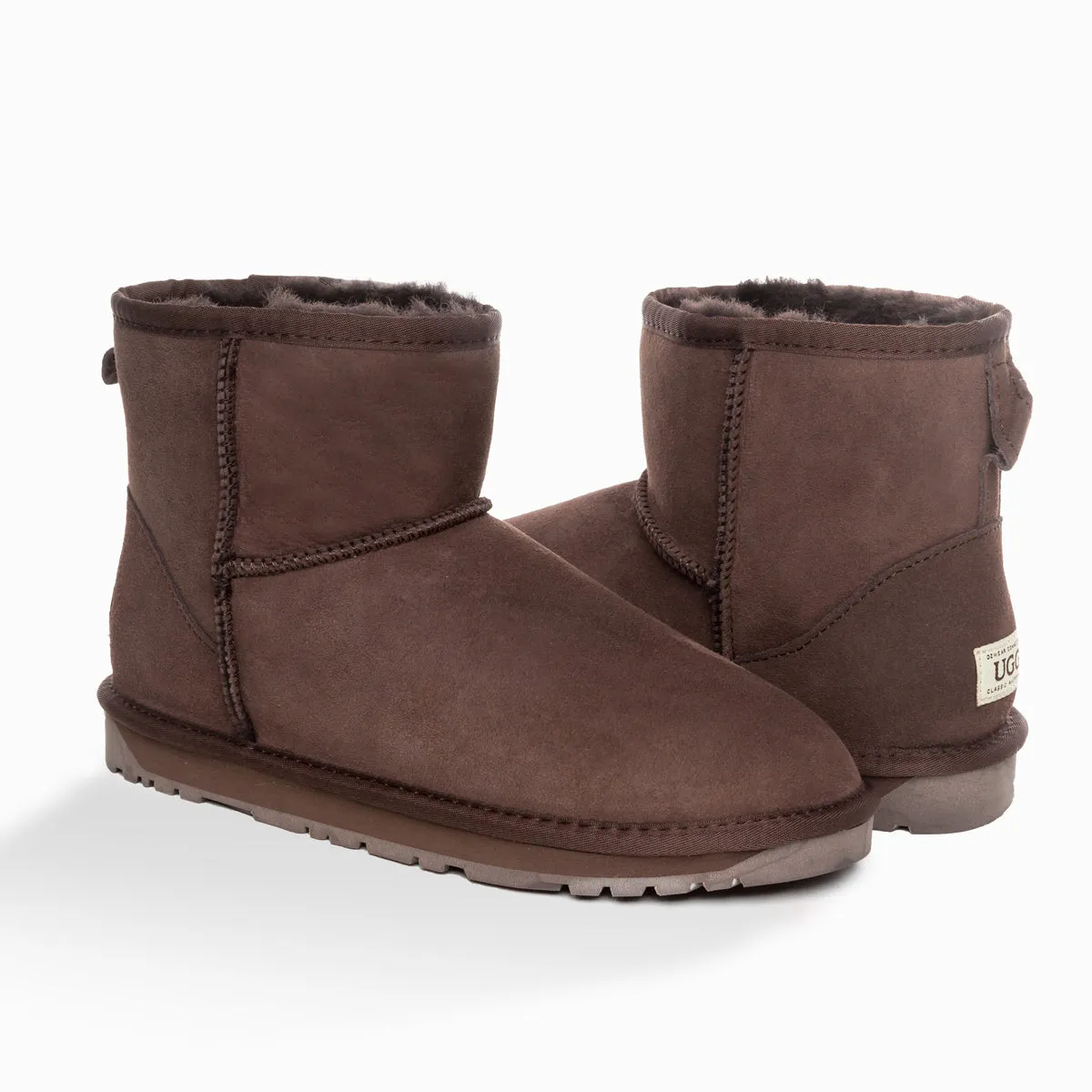 Ugg MenÔs Classic Mini Boots