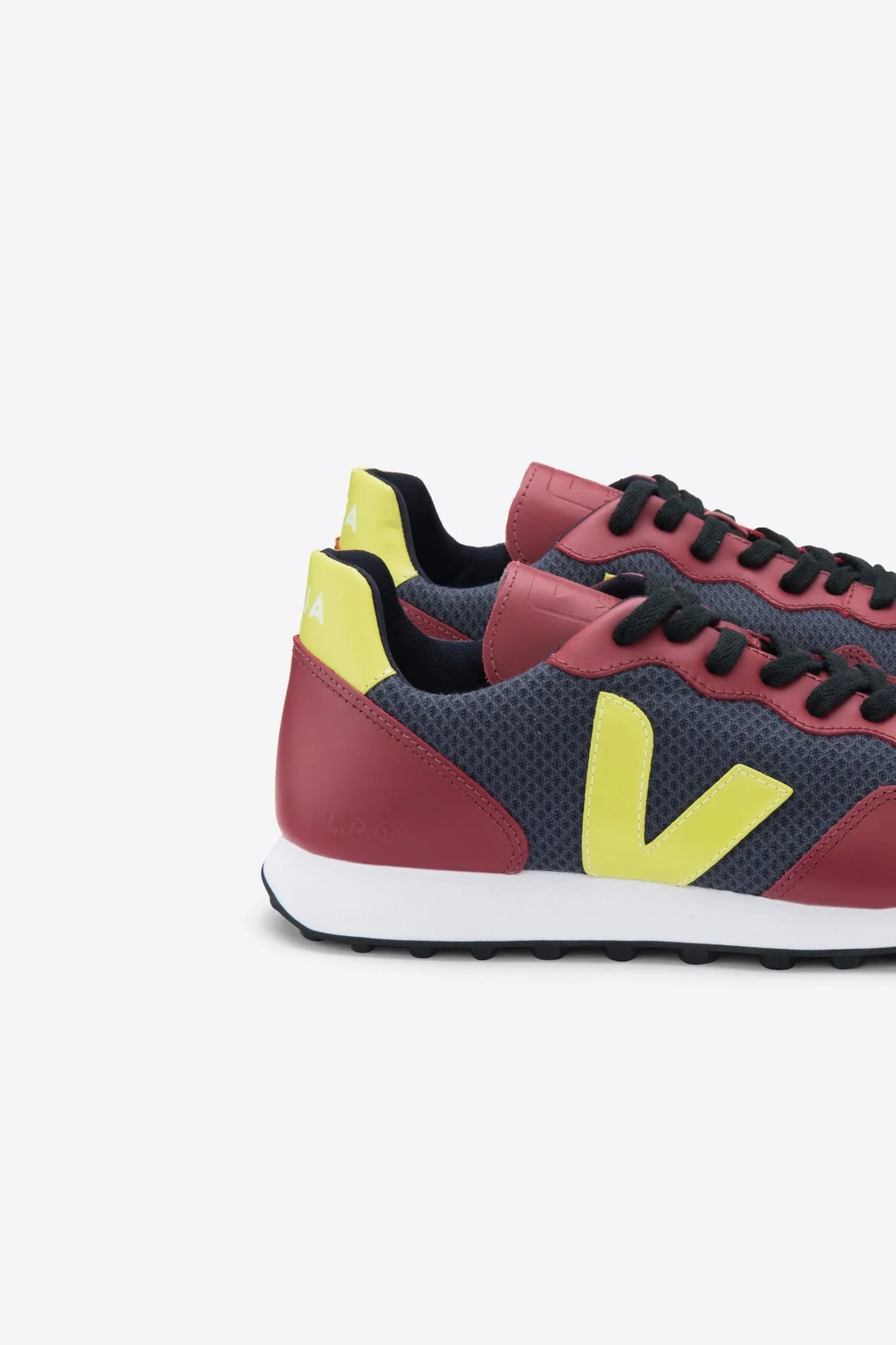 Veja SDU Hexa B-Mesh Sneaker