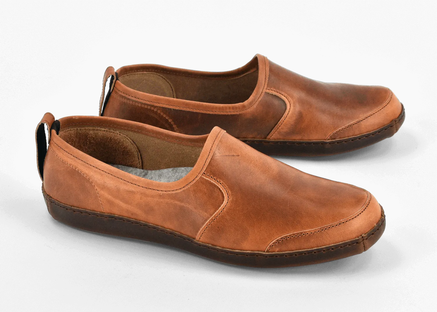 Vermont House Shoes®: Premium Horween Loafer in Cognac