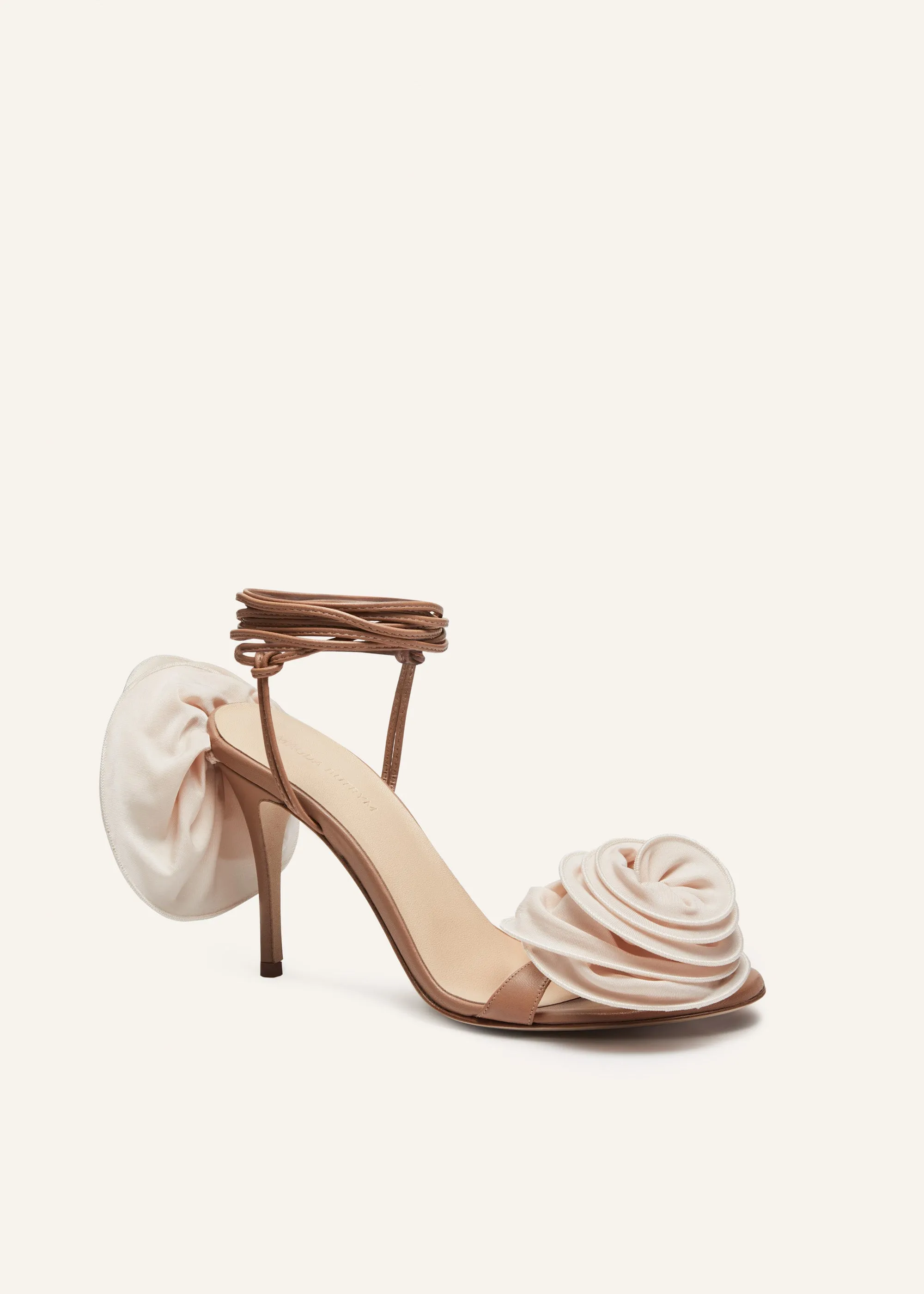 Wrap around double flower sandals in nude